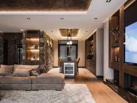 Alpe Steenstrips in luxe interieur met keuken en woonkamer