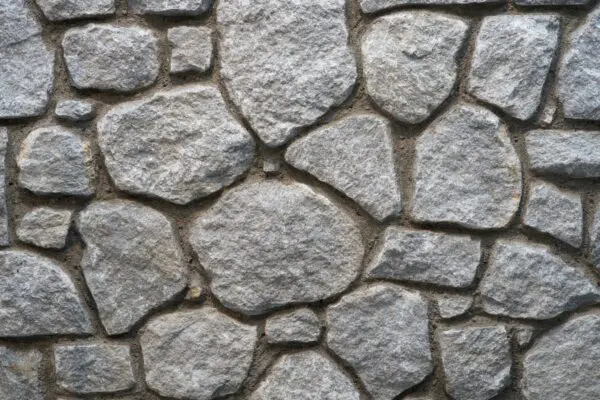 Rocks Dhyaz Natuursteenstrip met voeg geplaatst. Foto van bok uit onze showroom