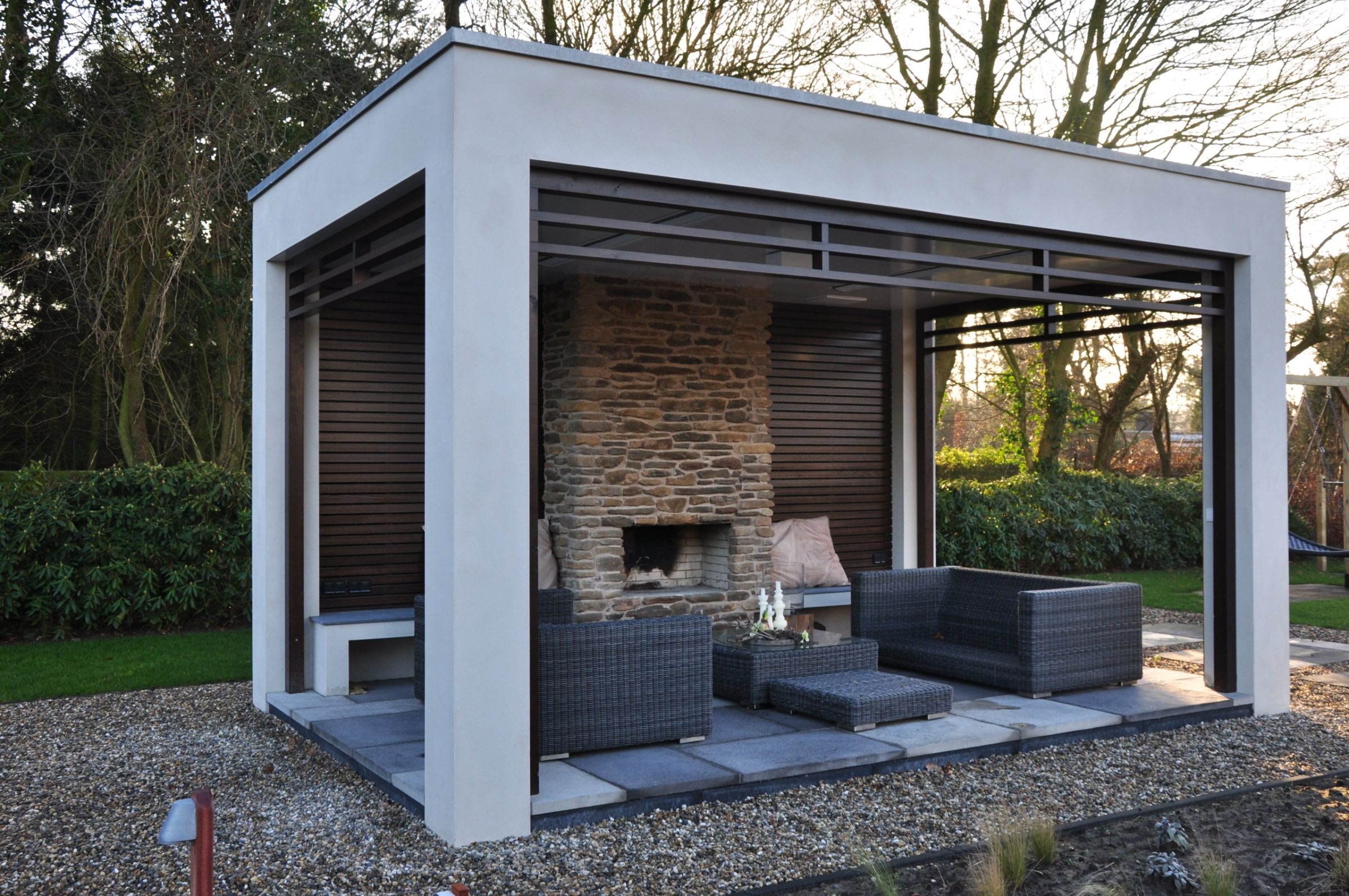 Luxe moderne overkapping van het buitenverblijf.