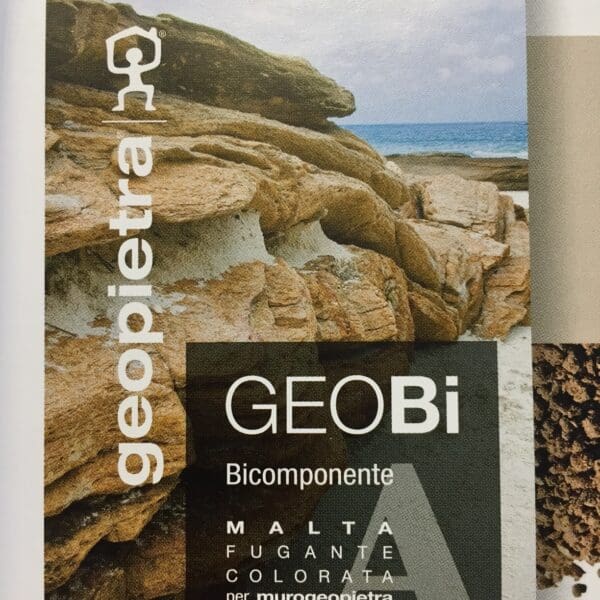 Geobi - voegmateriaal voor Geopietra Steenstrips. Een 2e component is een korrel.