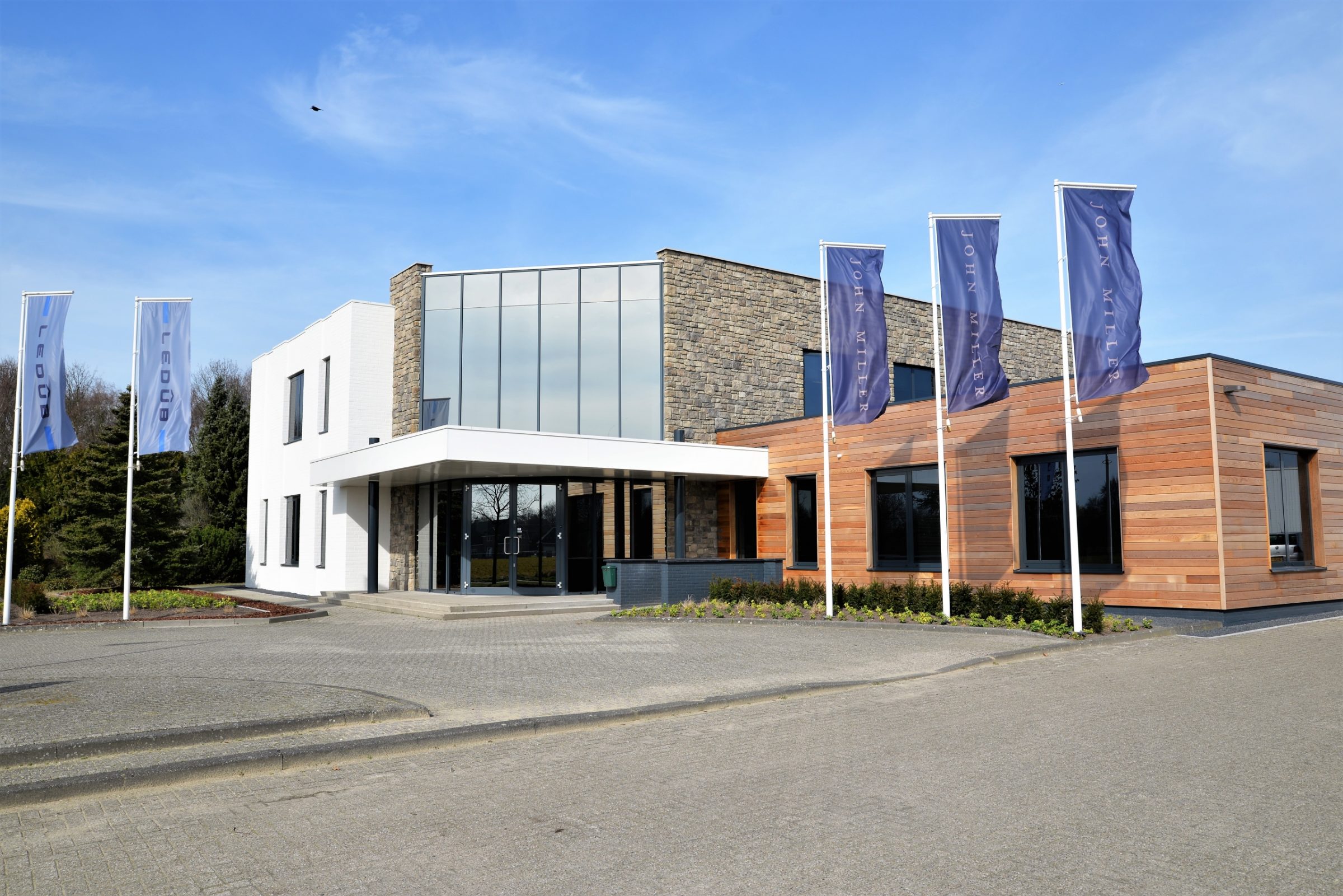 Gevelbekleding Van Winkelfashion Budel.