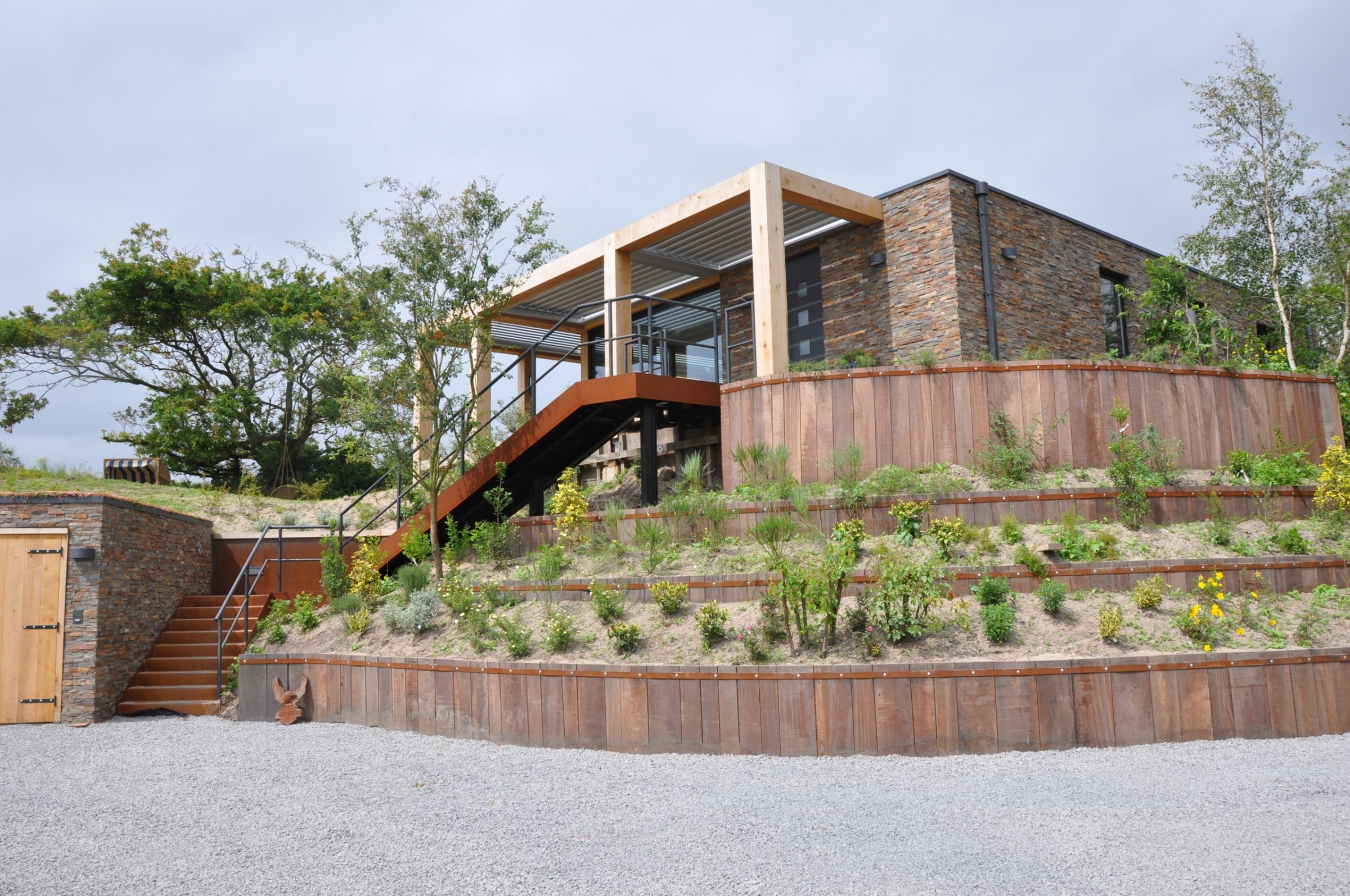 Gevelbekleding Natuursteenstrips, vakantiewoning.