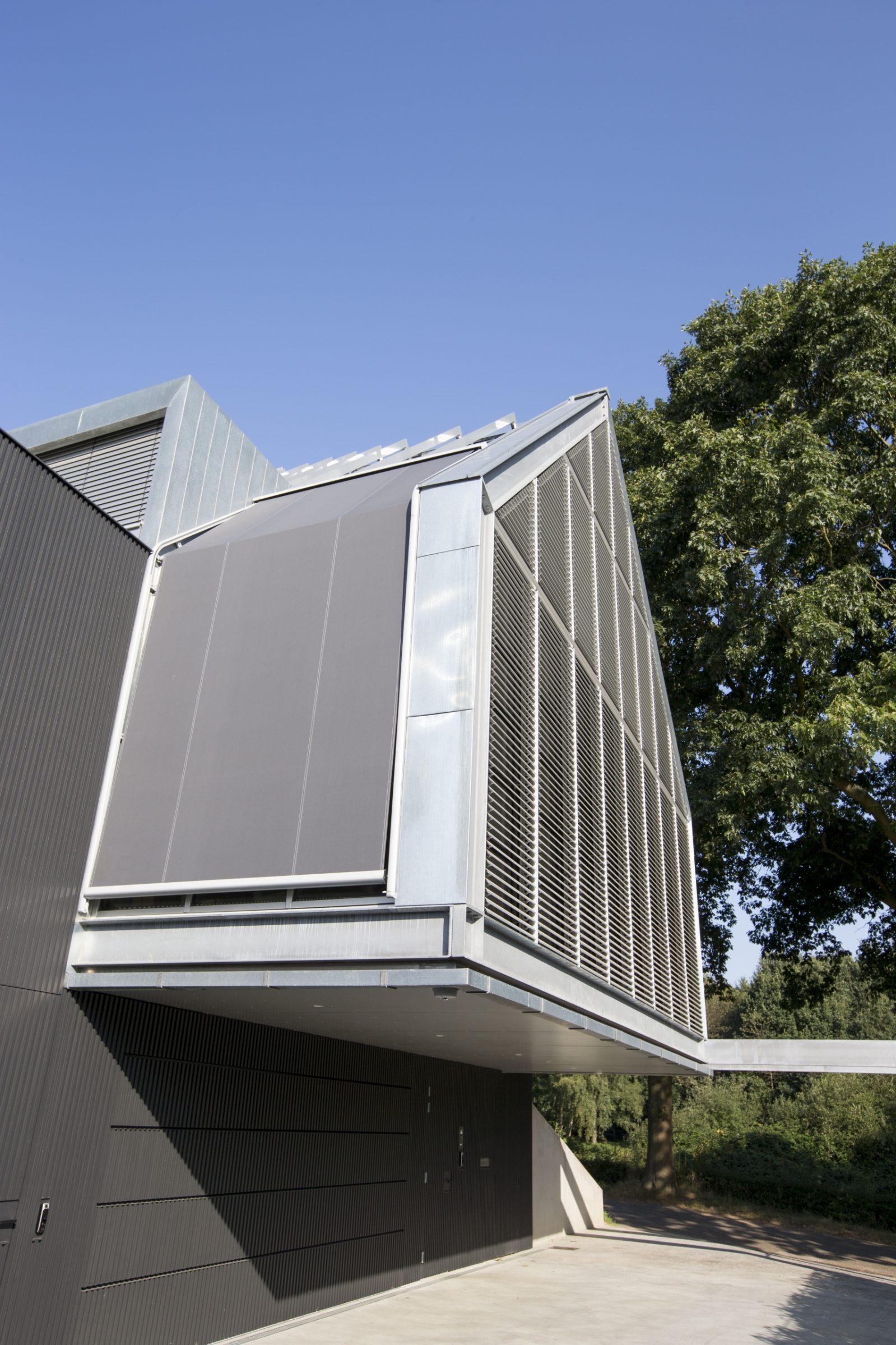 Moderne vormgeving huis met Steenstrips