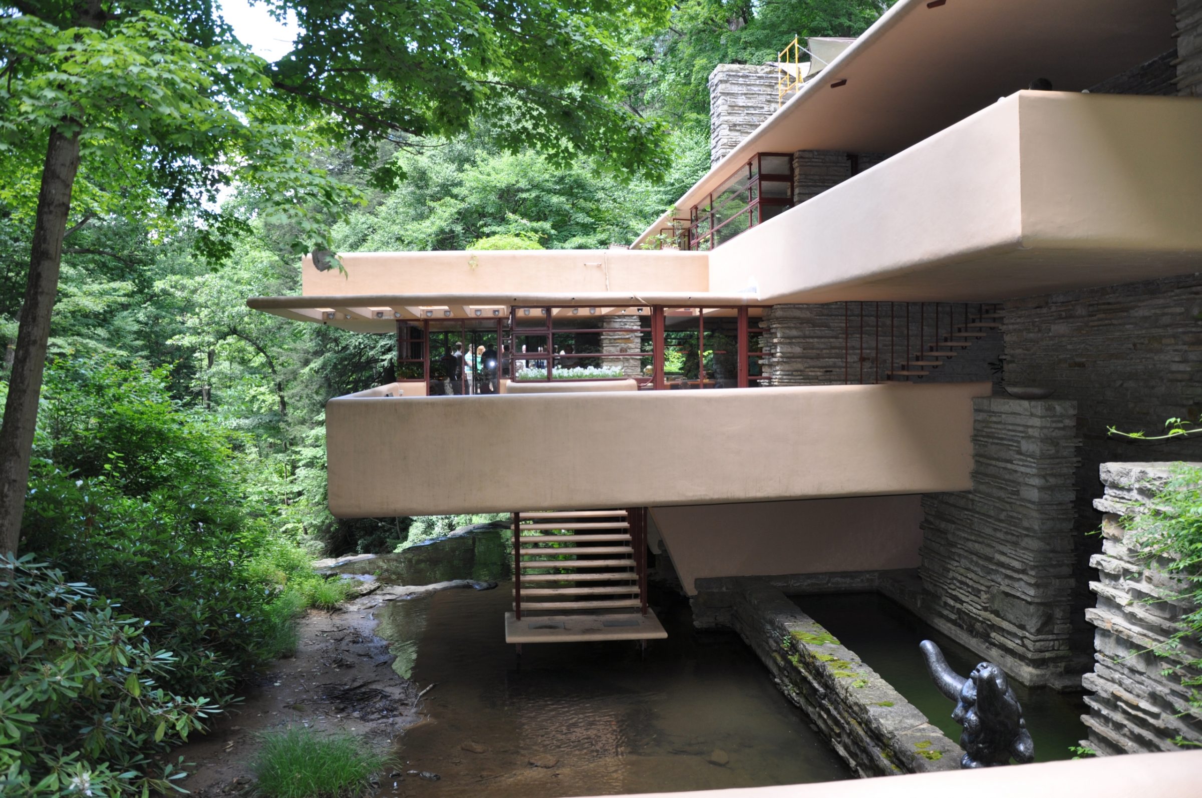 Toepassing constructieve Natuurstenen Muren - ontwerp Frank Lloyd Wright.