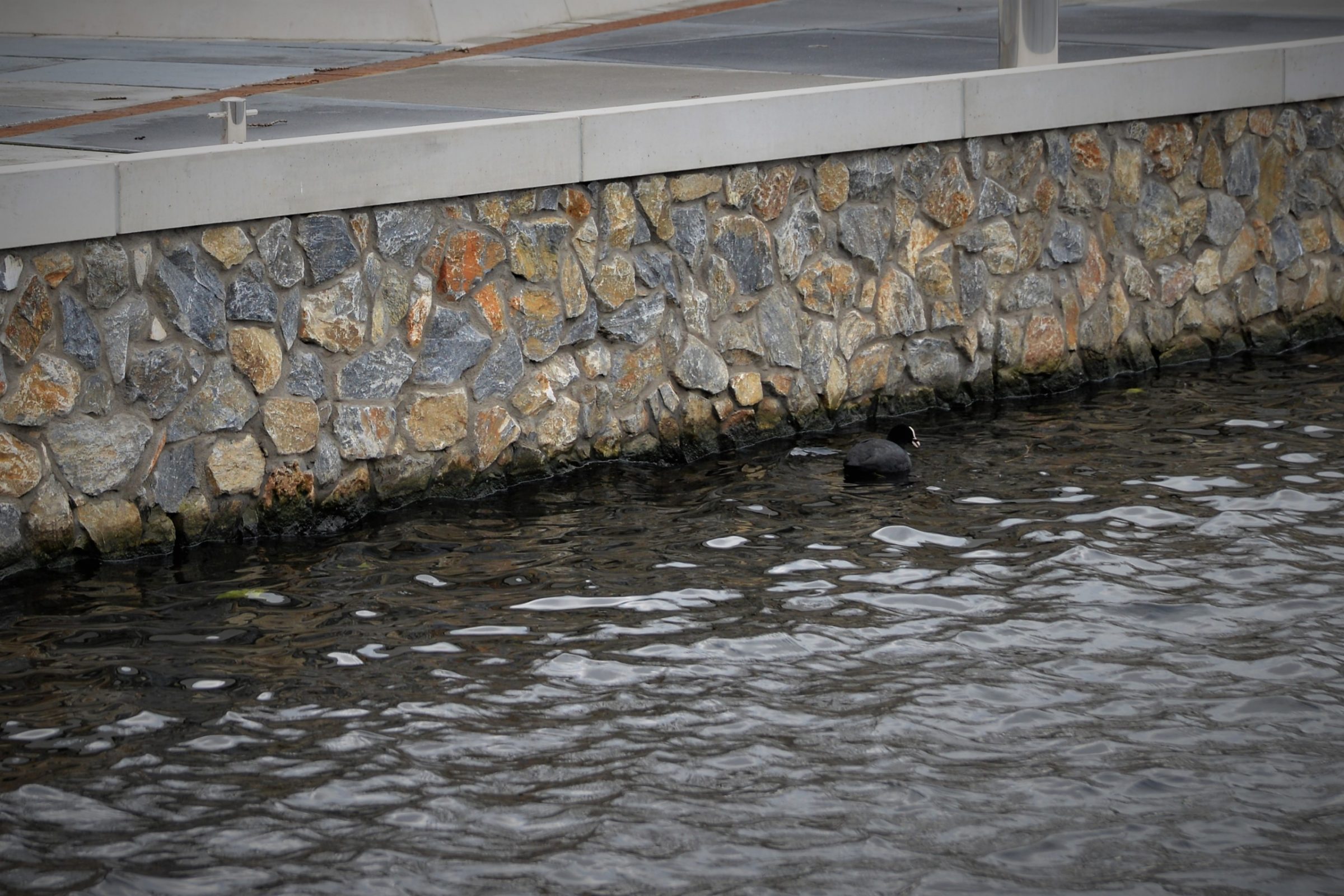 Projecten in - en aan het water - Rocks Natuurstenen aan de haven.