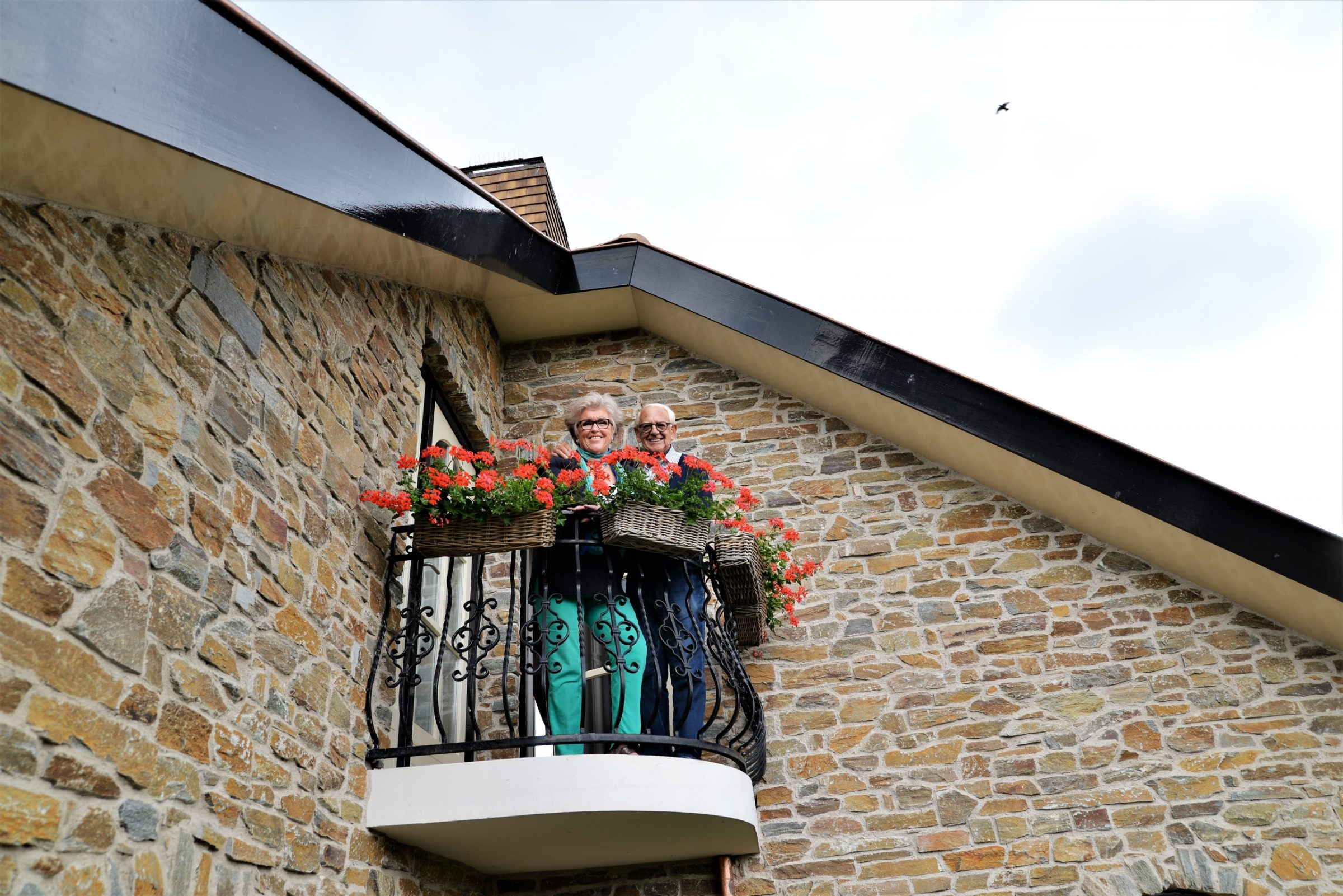 Steenstrips voor wand- en gevelbekleding.