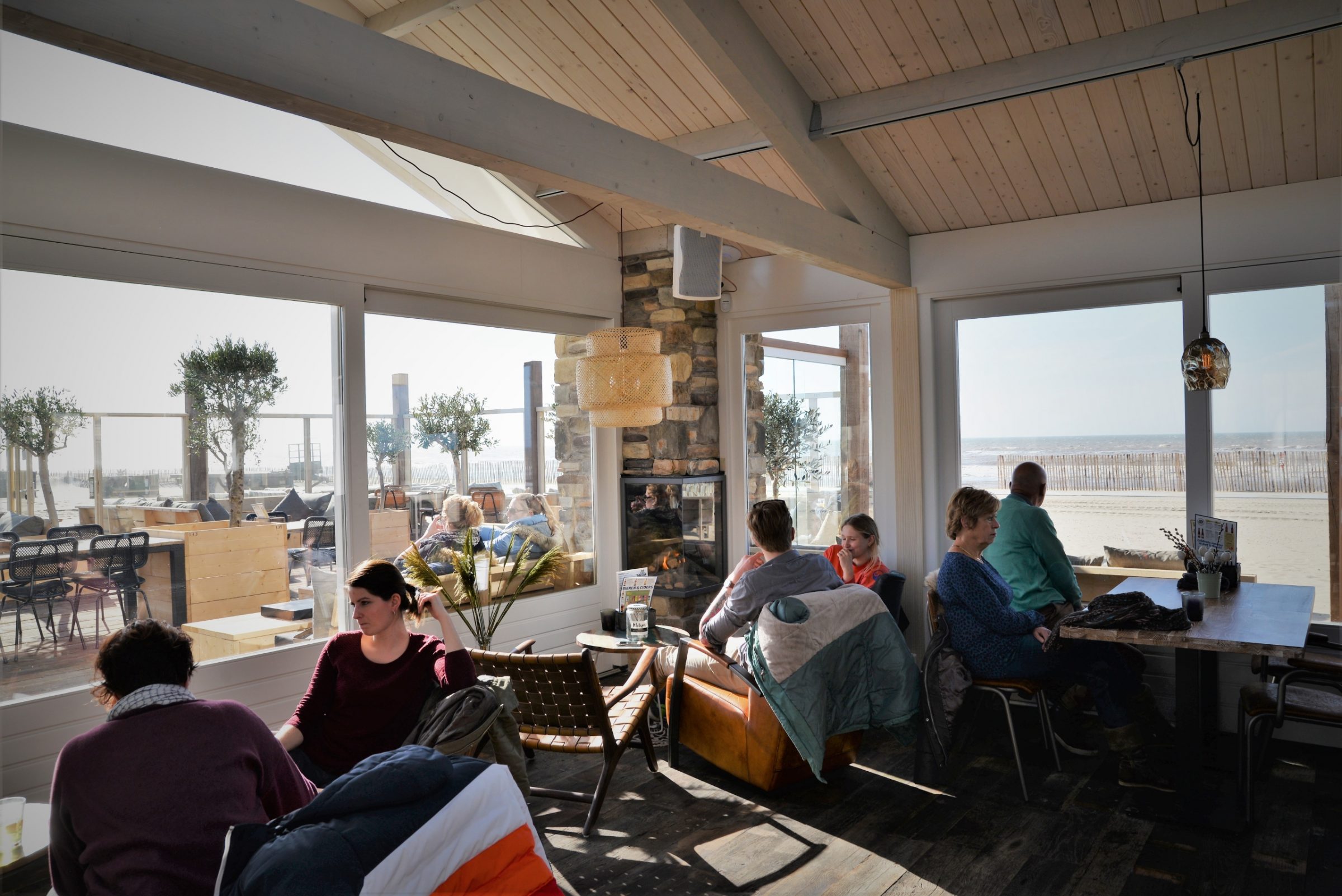 Steenstrips muren Katwijk. Geopietra Steenstrips Versilia