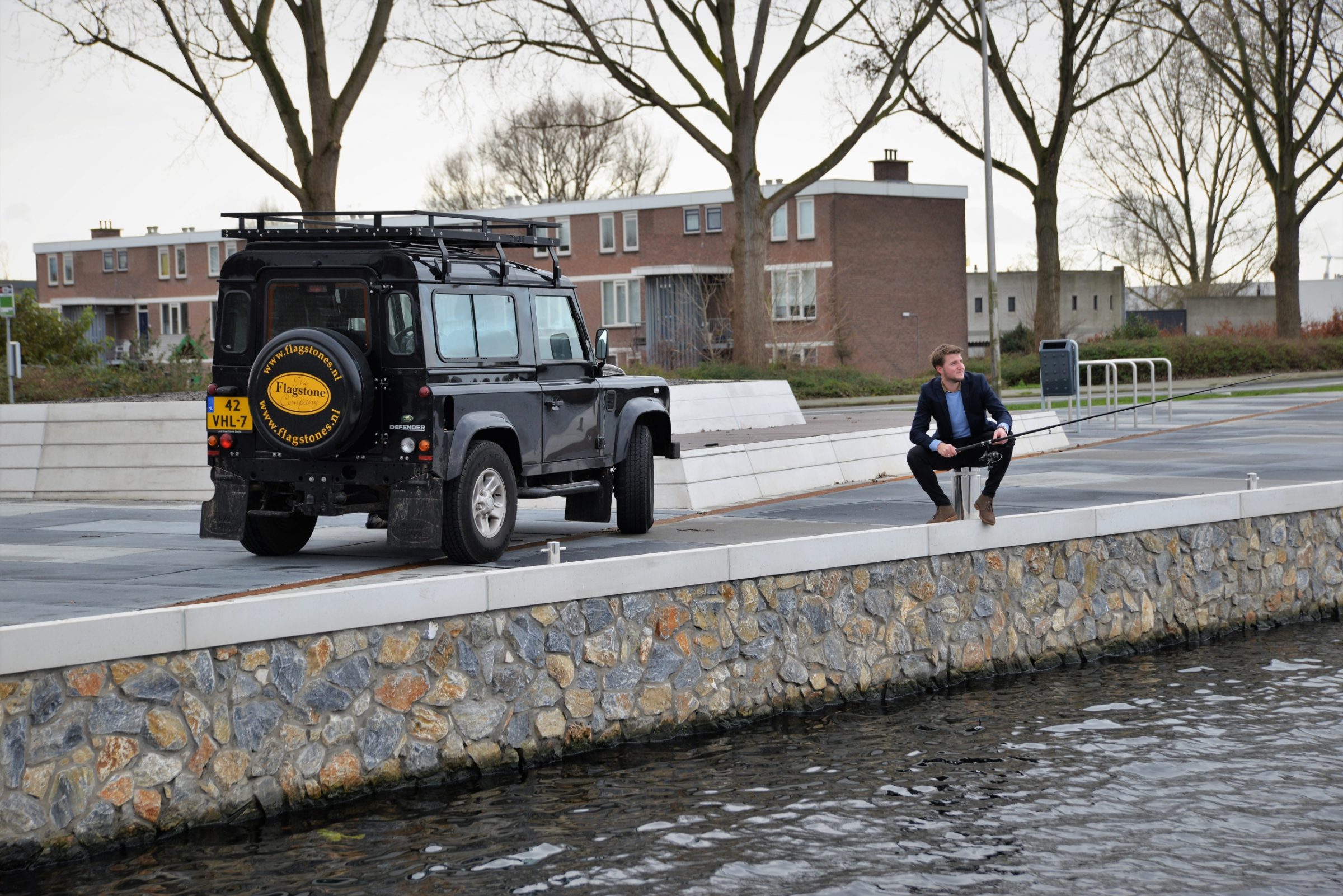 Stenen havenkade Alphen aan den Rijn