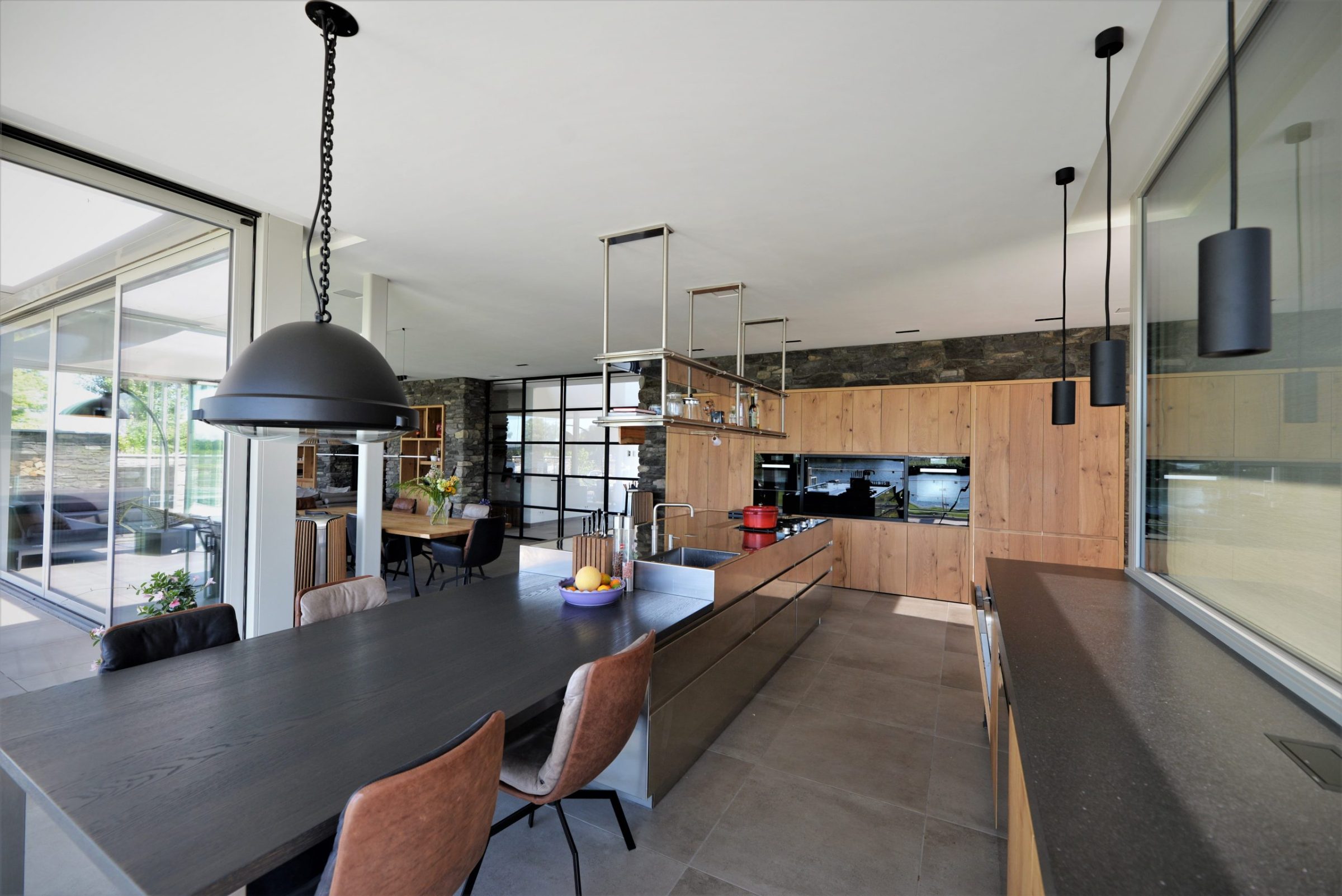 Binnenkant woning. Architect Pieter van Dam.