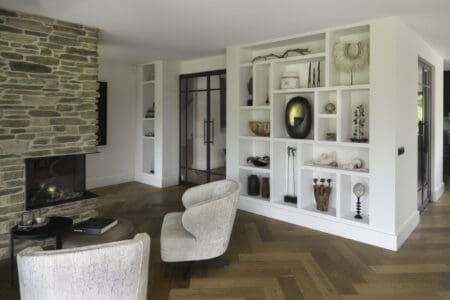 Geopietra steenstrip geplaatst op haard - The Art of Living Magazine – Fotografie: Patrick Meis