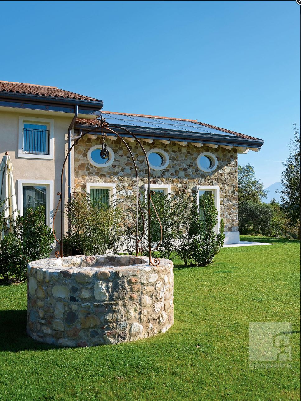 De Collinare Steenstrips op een Italiaanse woning