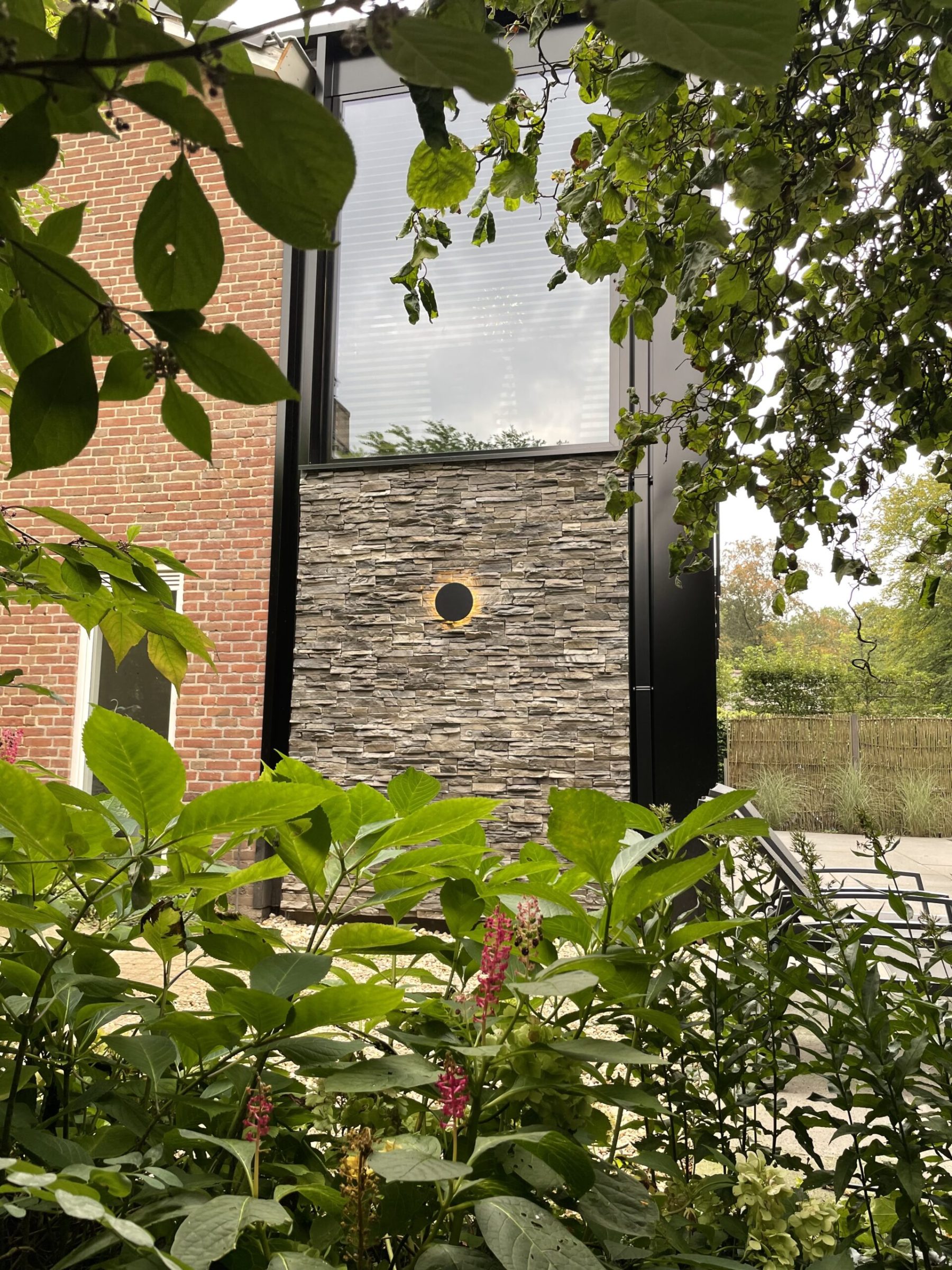 Zijkant gevel met Scaglia GP - Architect Lars Courage