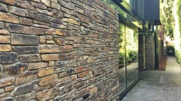 Stenen muur voor buiten - natuurstenen