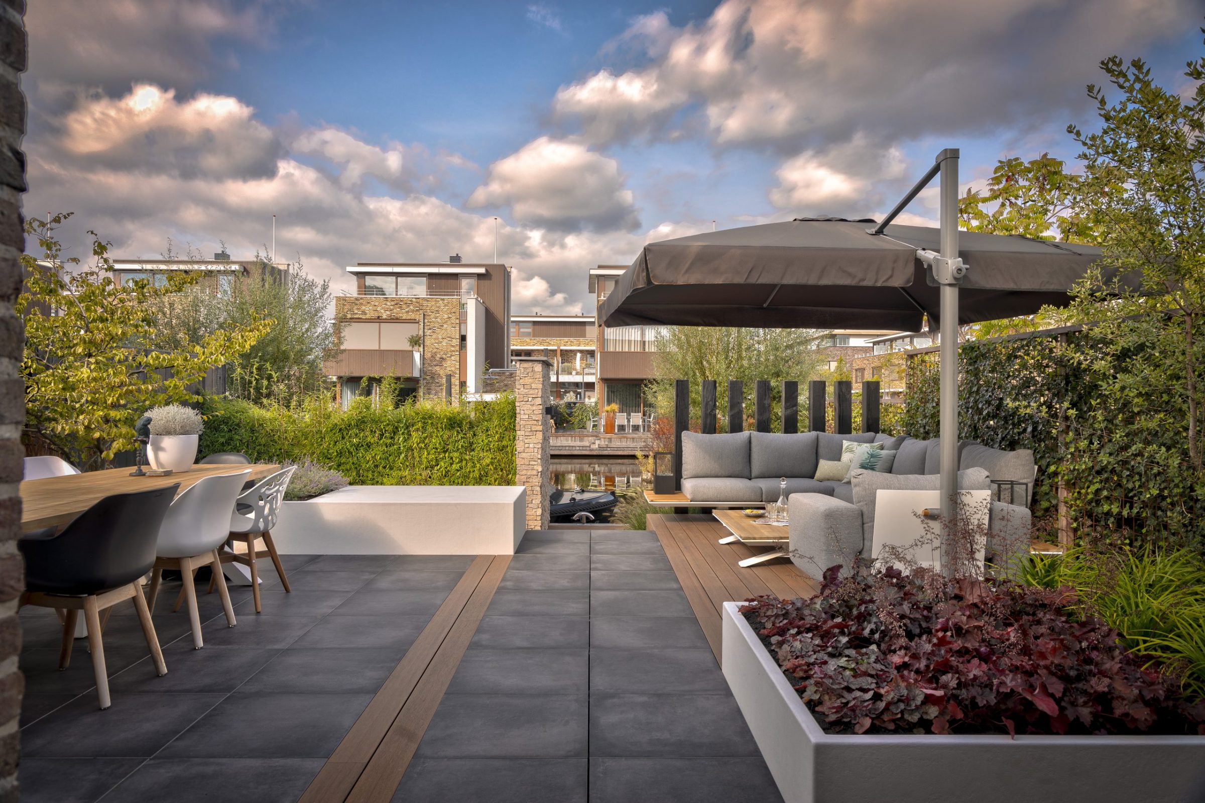 Zand Steenpanelen voor in de tuin - tuinmuur, Copyright Groenregie, Copyright Studio MBC, Fotografie: Hans Gorter