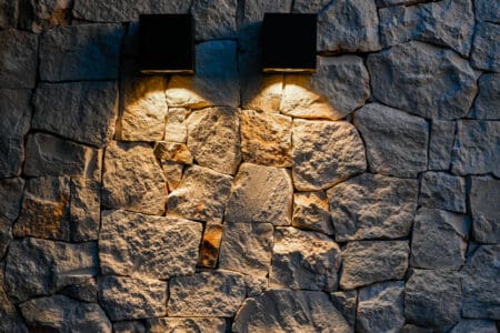 Buitenmuur met Rocks - Tuinaanleg Gert Kwanten