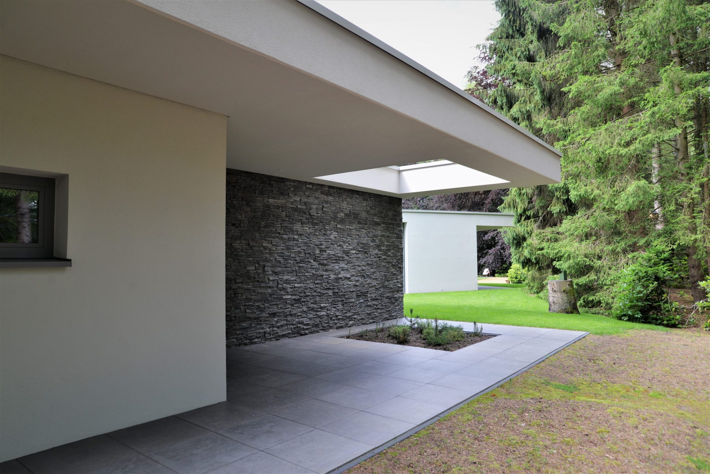 Moderne buitenwand met Geopietra Steenstrips
