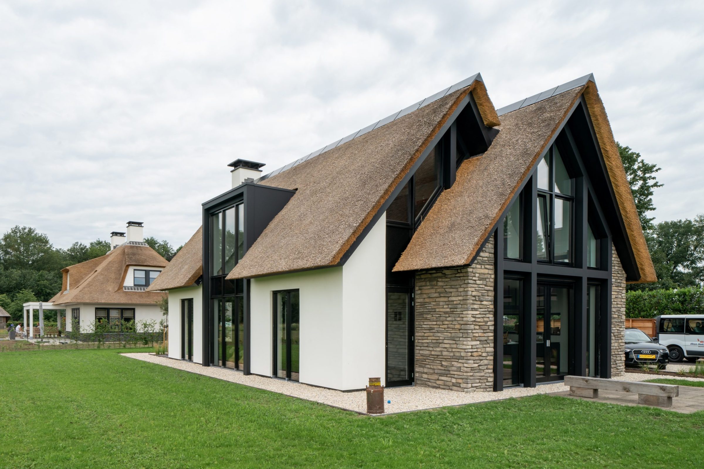 Landhuis bekleedt met Steenstrips Toce