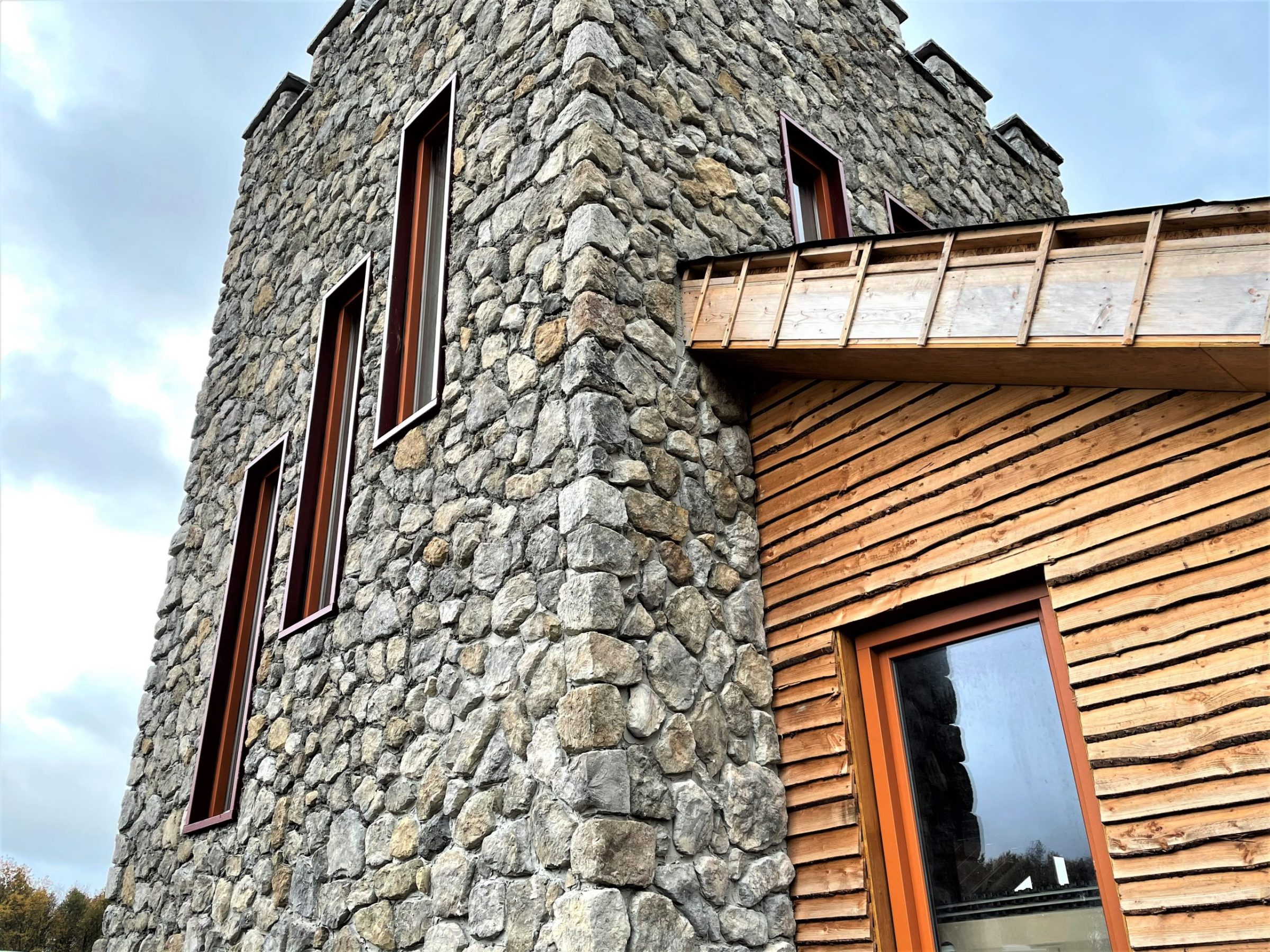Steenstrips als gevelbekleding - Orio Architecten