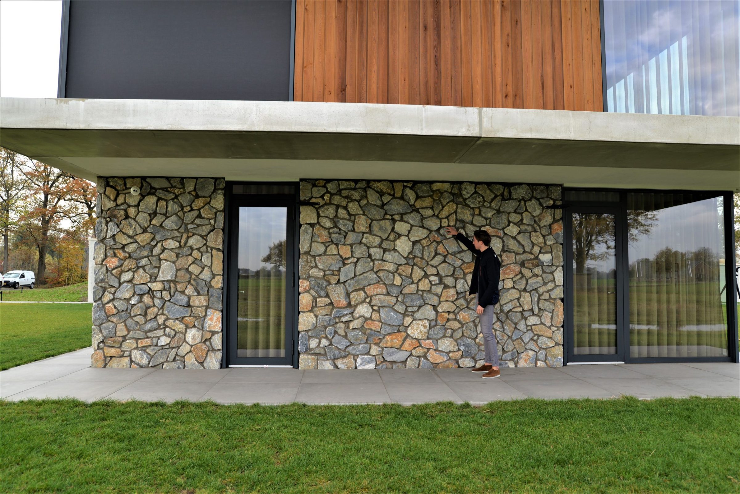 Geopietra Rocks Akkron Steenstrips op de buitenmuur