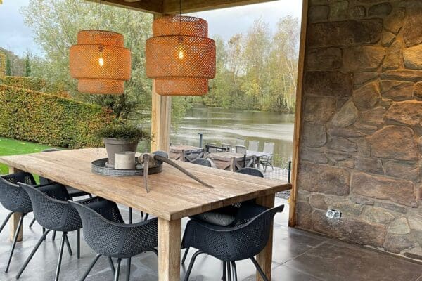 Steenstrips Cimone van Geopietra in de overkapping buiten - veranda