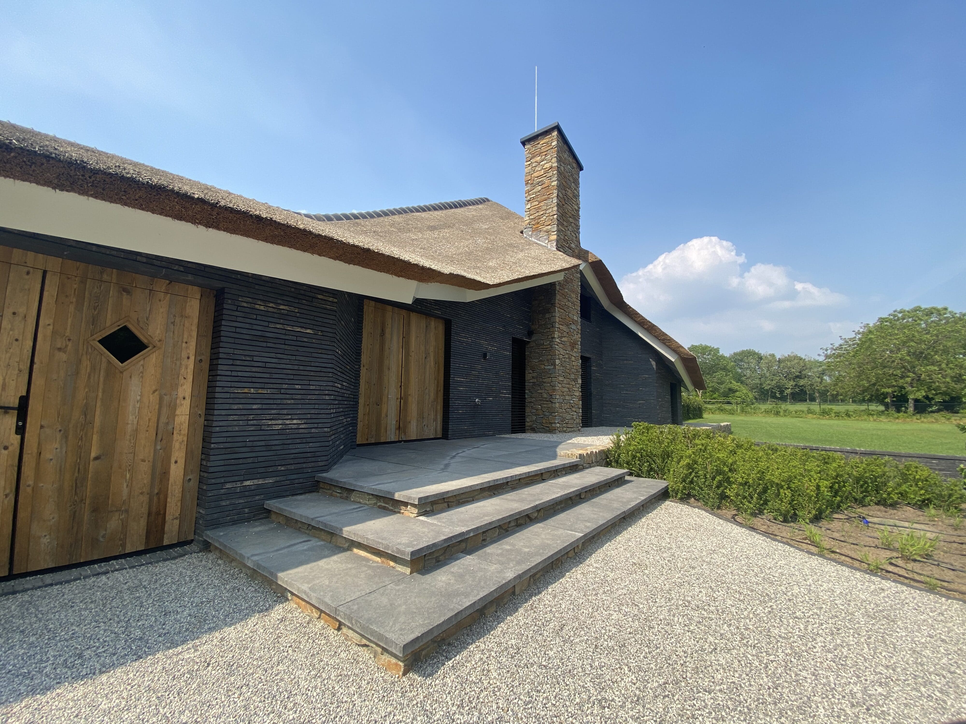 Villa met Rocks Brons | Vidazz bouwkundig ontwerp