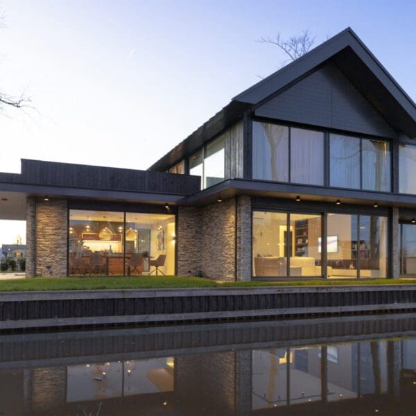 Woning met Steenstrips | DENOLDERVLEUGELS Architects & Associates
