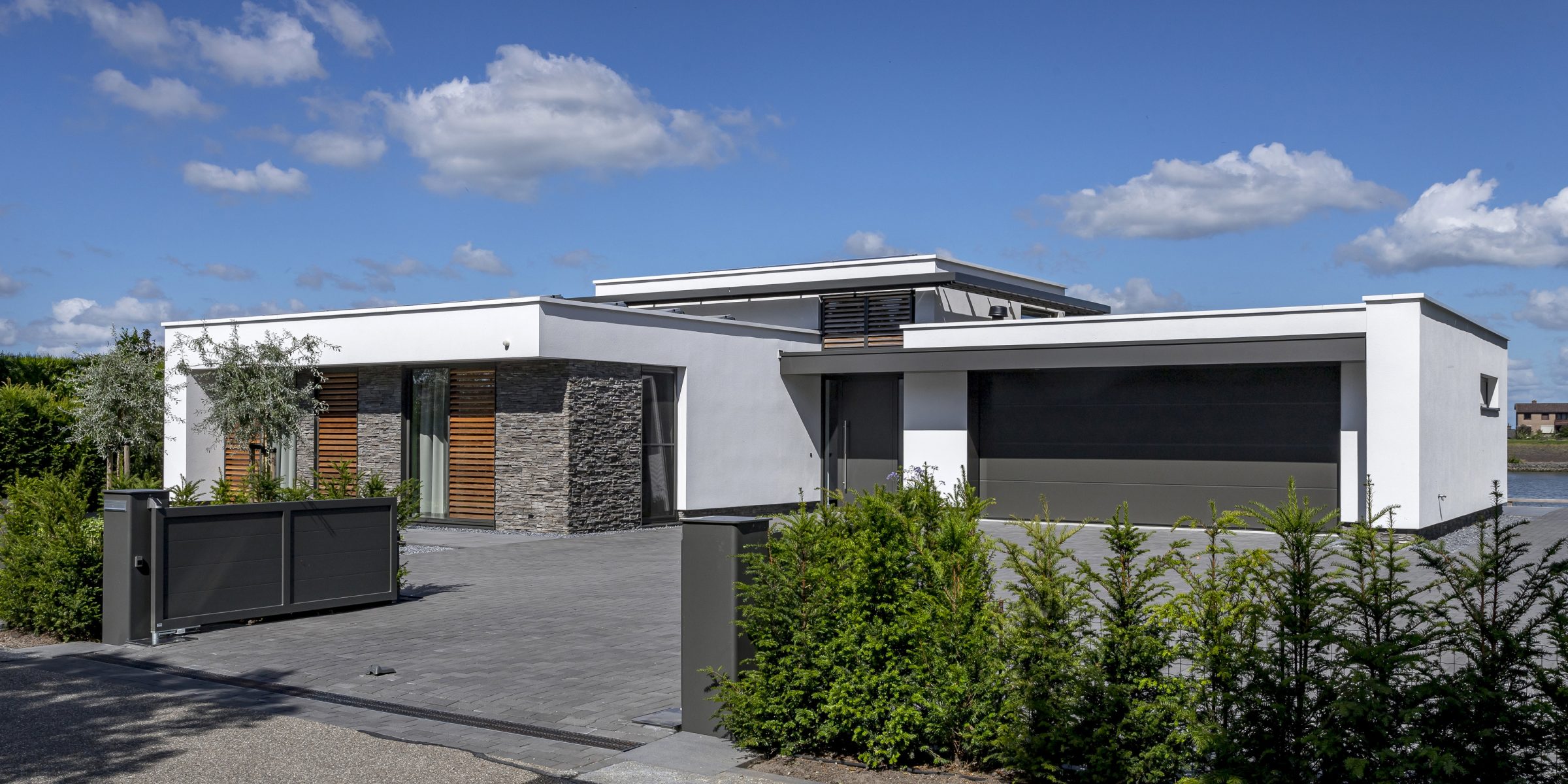Kubistische woning met Steenstrips