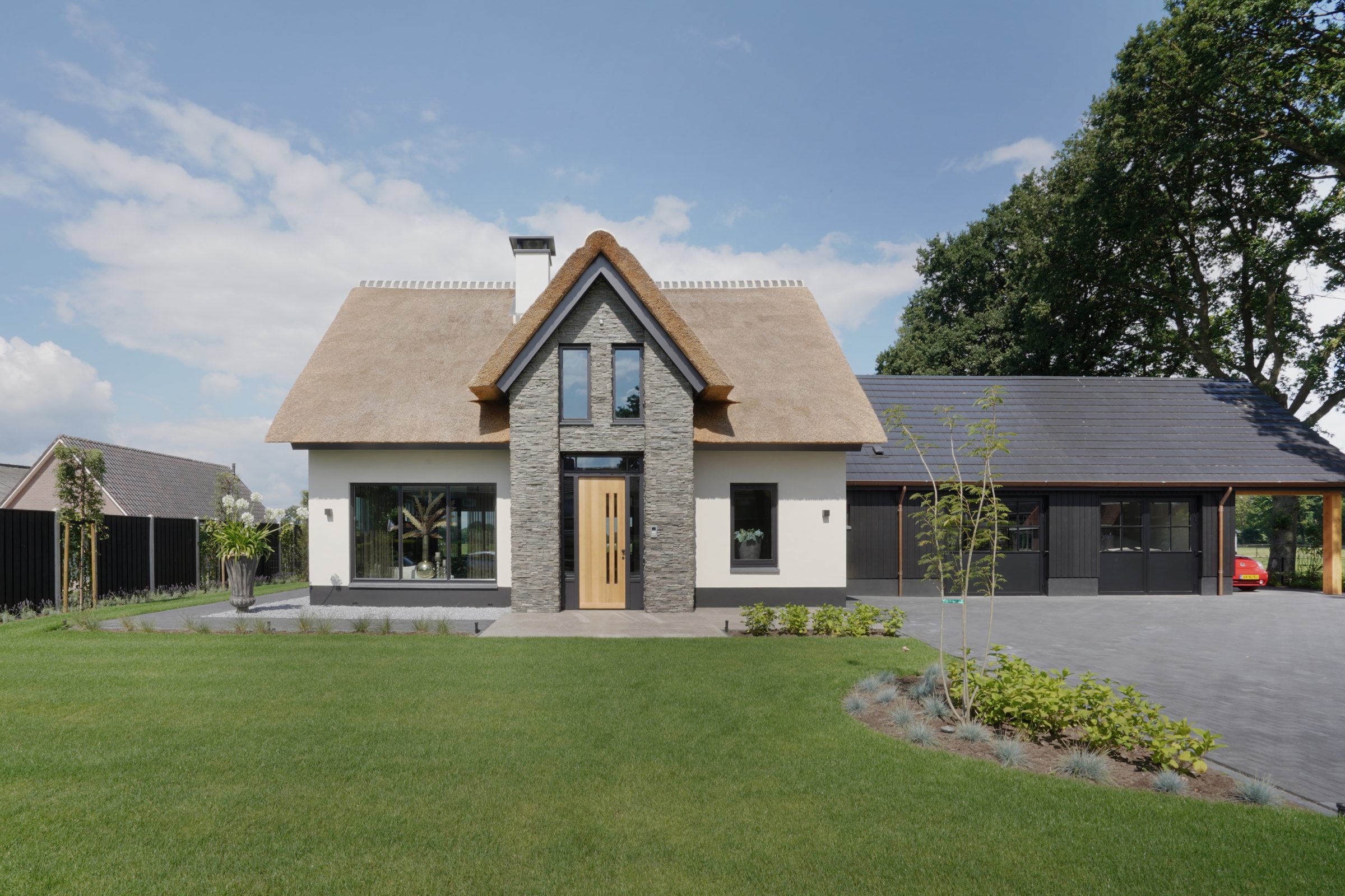 Scaglia Gevelbekleding Geopietra Steenstrips - Ontwerp DBL Architecten