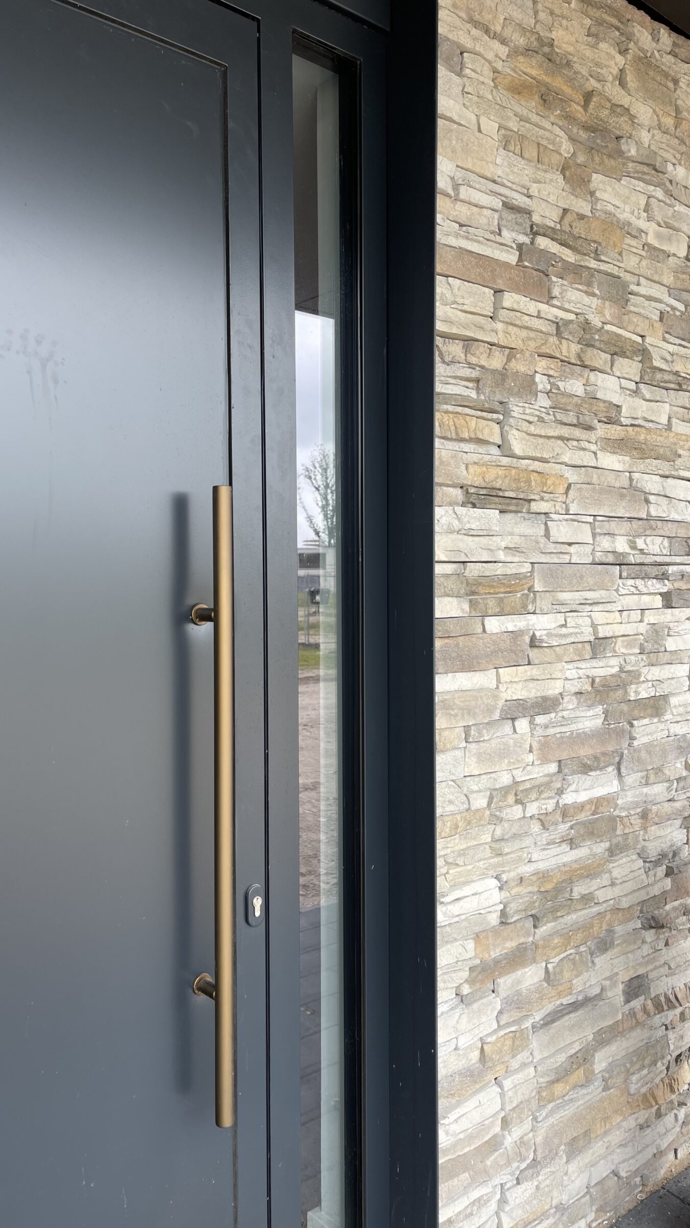 Moderne woning met Scaglia Steenstrips