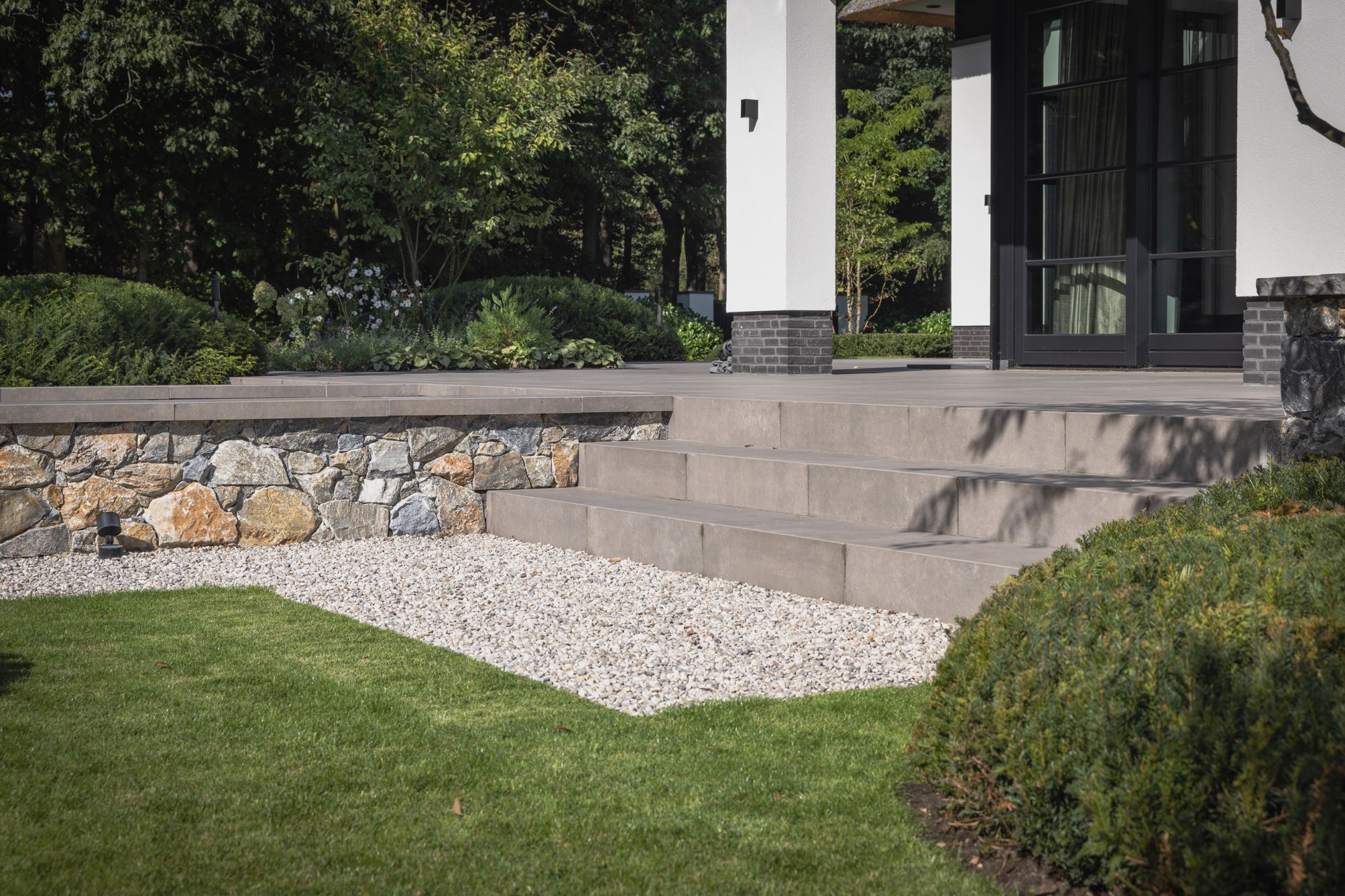 Tuinmuur met Natuursteen