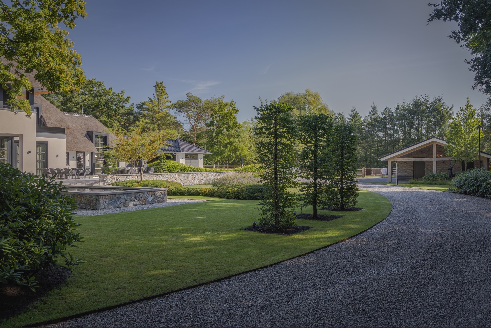 Natuurstenen muur met Geocover Geopietra GT | Tuinontwerp: Björn Meulenberg | Fotografie: Hans Gorter