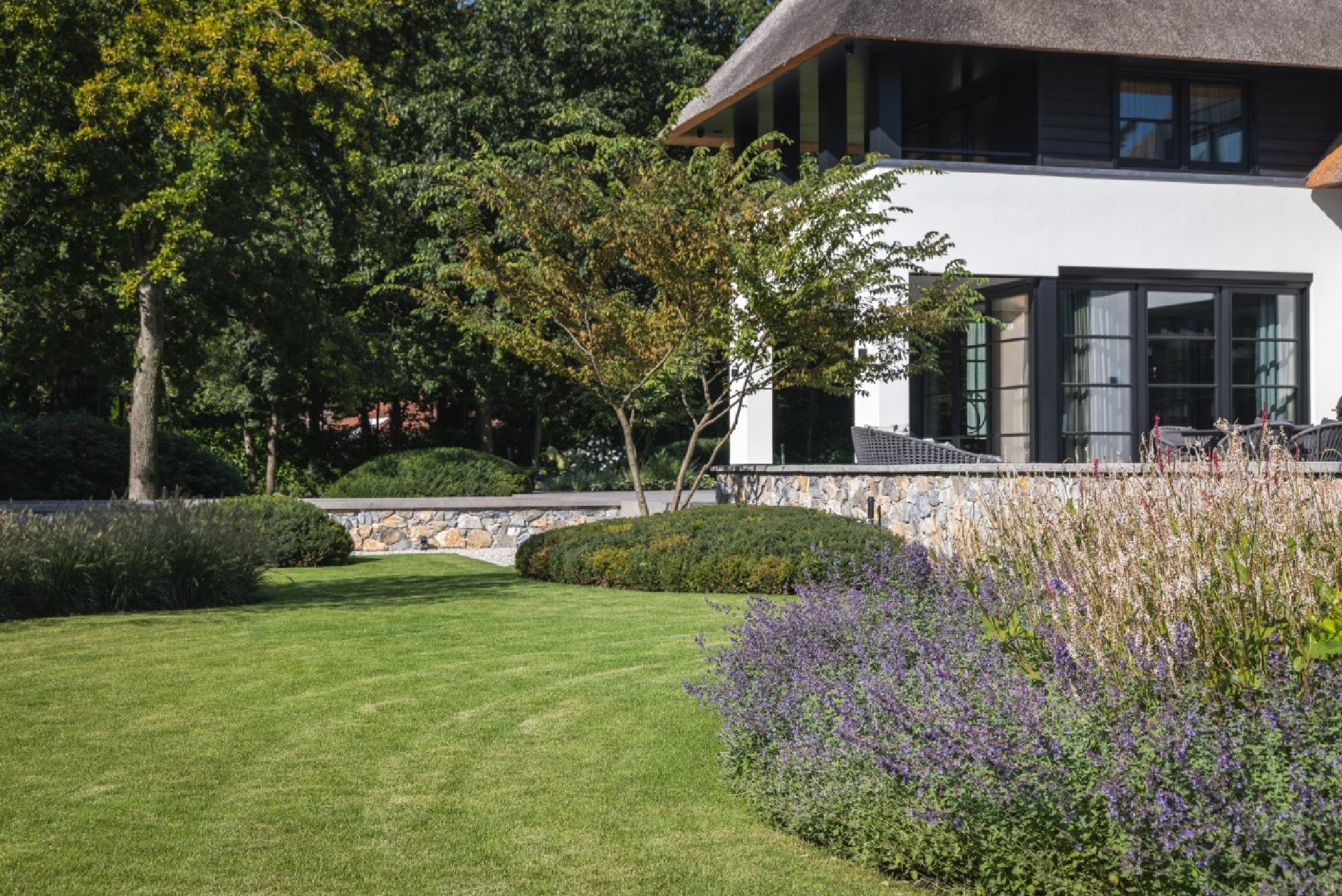 Rock Steenstrips voor buiten | Tuinontwerp: Björn Meulenberg | Fotografie: Hans Gorter