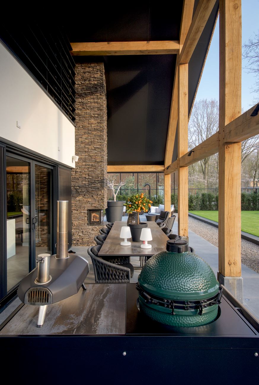 boskavel met moderne villa | Scaglia steenstrips | Copyright The Art of Living | Fotograaf: Patrick Meis
