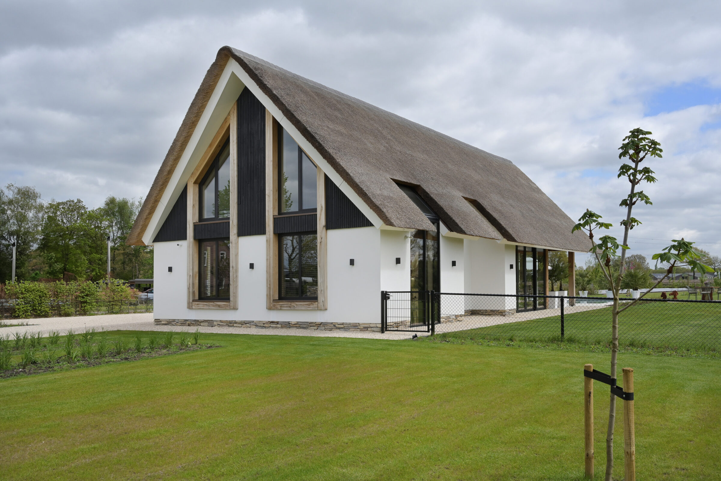 Schuurwoning met Steenstrips | Copyright The Art of Living Magazine – Fotografie: Jaro van Meerten