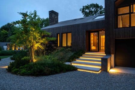 Copyright Studio Siebers - Valdostano Steenstrips toegepast op luxe villa